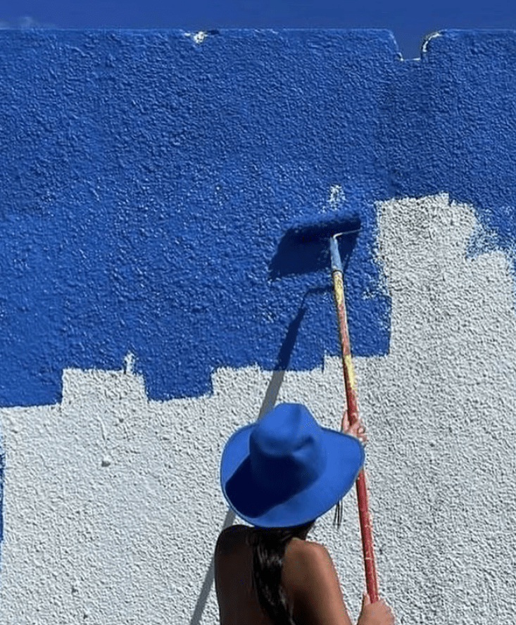 bleu grec mediterraneen decoration deliciouslyhome peinture edited - Deliciously Home