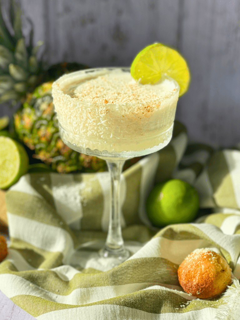 mocktail pina colada deliciouslyhome article3 mocktail pina colada deliciouslyhome article3 - Deliciously Home