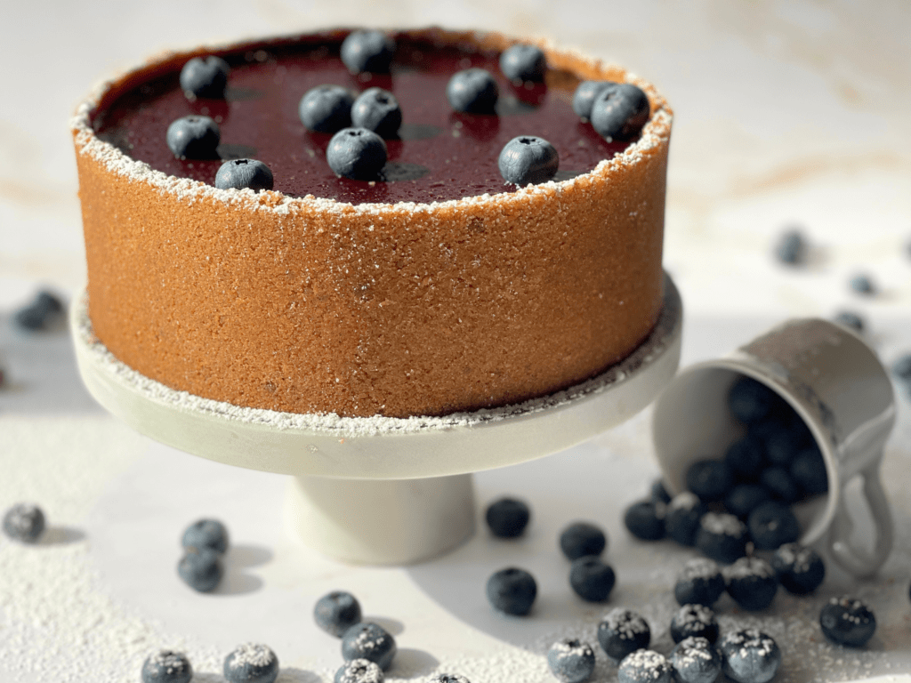cheesecake myrtilles deliciouslyhome article1 - Deliciously Home