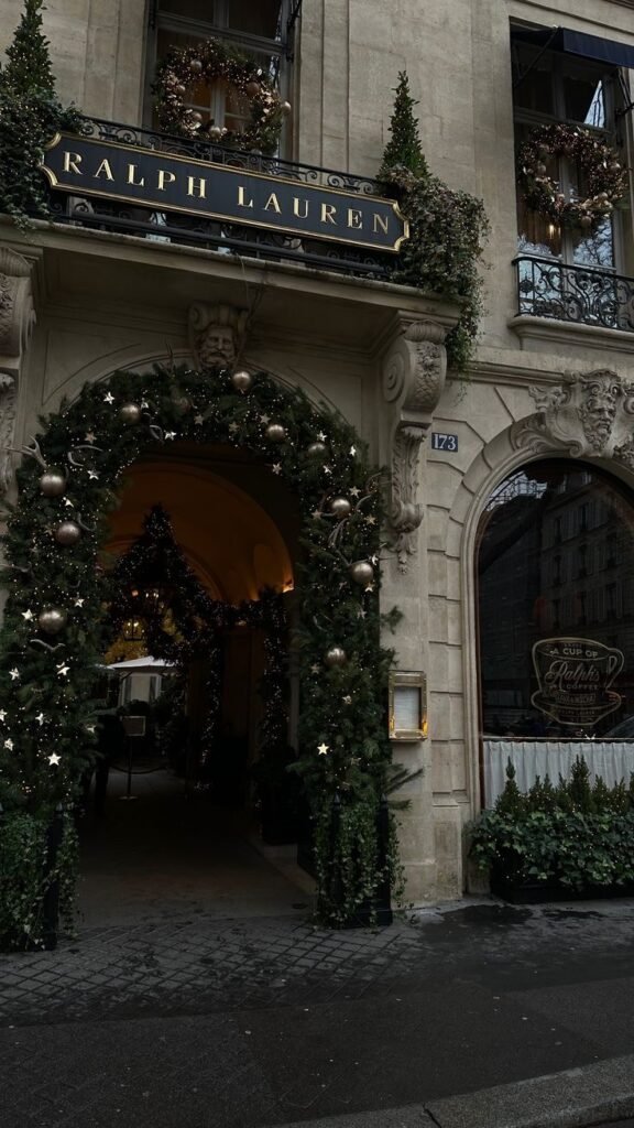 Ralph Lauren christmas inspiration ambiance boutique 1 - Deliciously Home