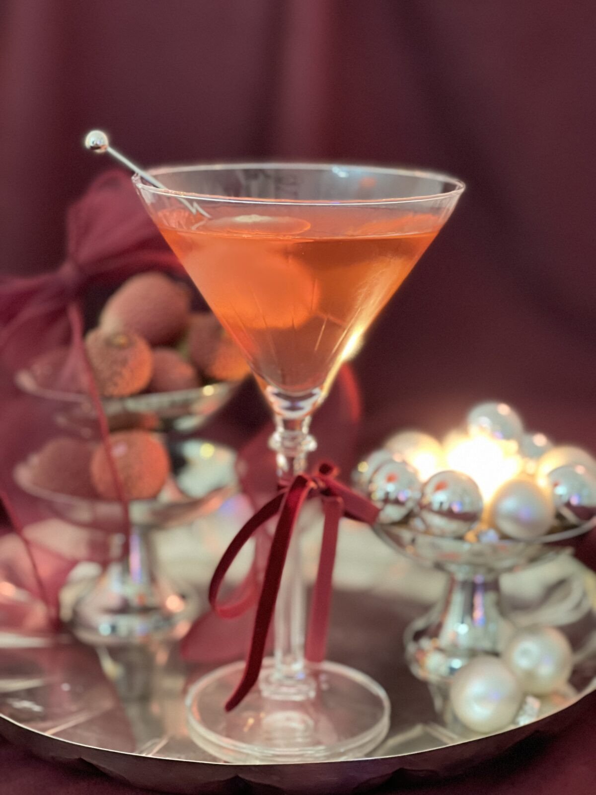 cocktail lychee nigella christmas deliciouslyhome Le Lycheeni, un cocktail festif inspiré du livre "Nigella Christmas" de Nigella Lawson.