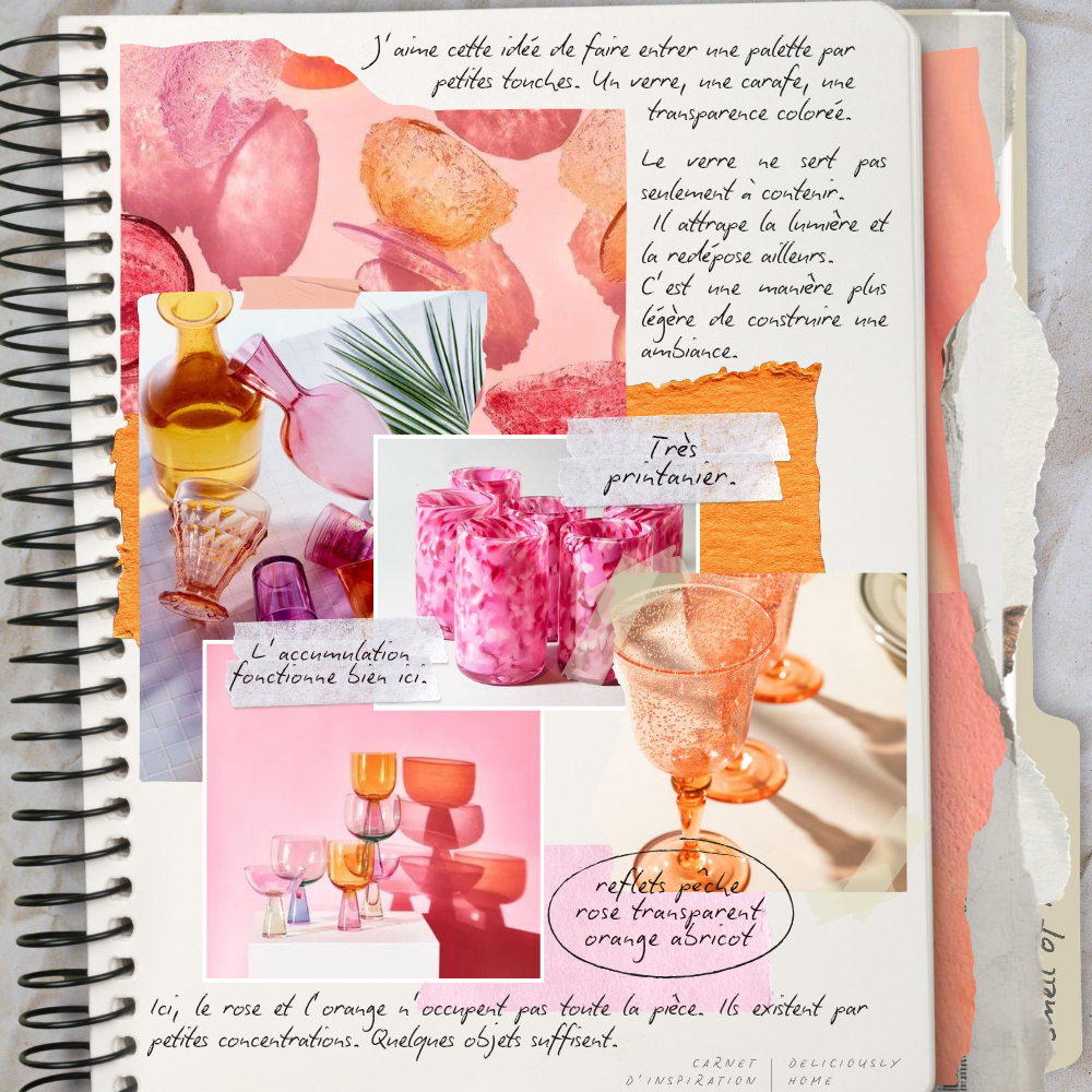 deco table printemps rose orange deliciouslyhome Inspiration objets en verre rose et orange pour ajouter de la couleur et des reflets lumineux dans la décoration intérieure.