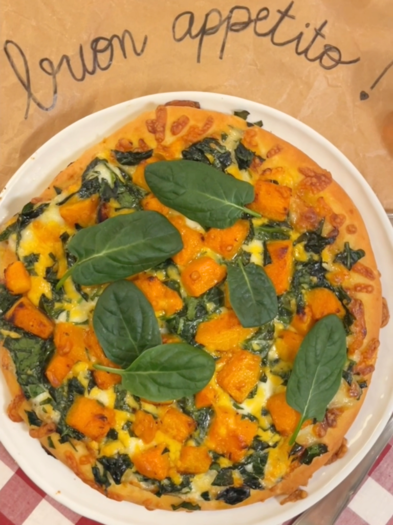 pizza potimaron vegetarienne - Deliciously Home