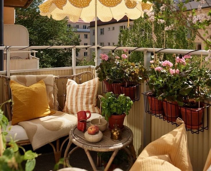 amenagement balcon cosy ete - Deliciously Home
