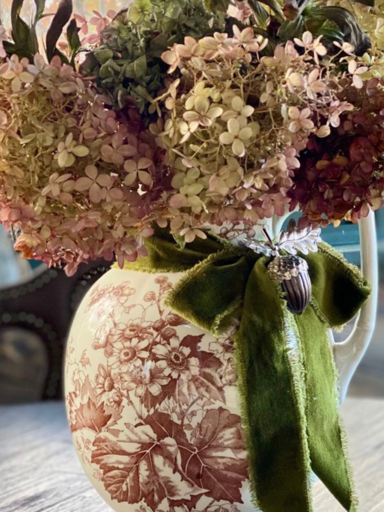 vase motifs floraux decoration automne - Deliciously Home